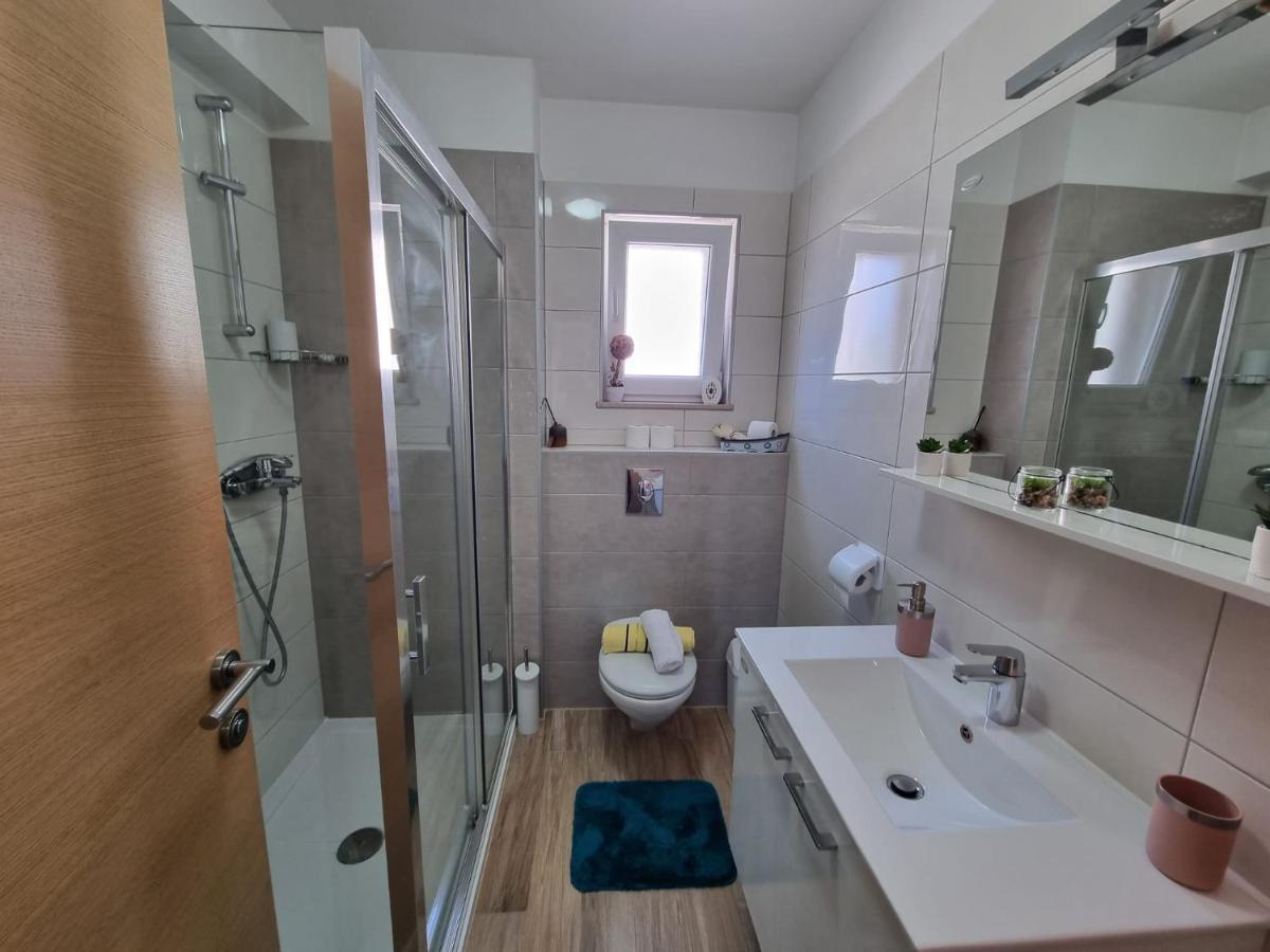 Apartman Marija Biograd Na Moru Exterior photo